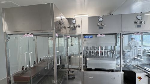Latest company news about Ridefinire l'Integrità dei Liquidi: L'Evoluzione delle Macchine di Riempimento Asettico in Acciaio Inossidabile per una Produzione Rapida e Precisa